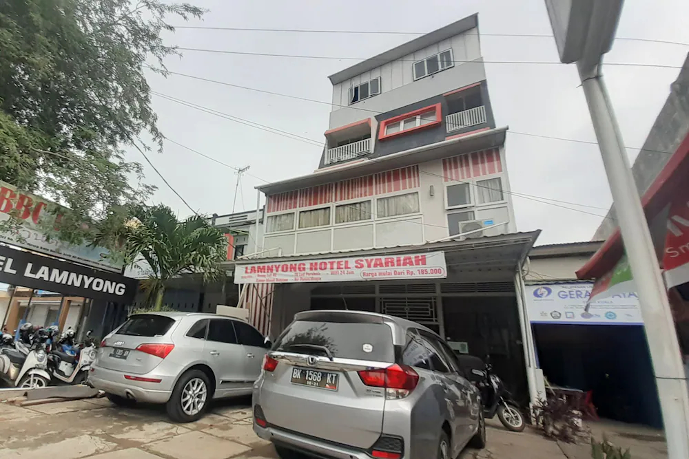 Lamnyong Syariah by OYO Rooms