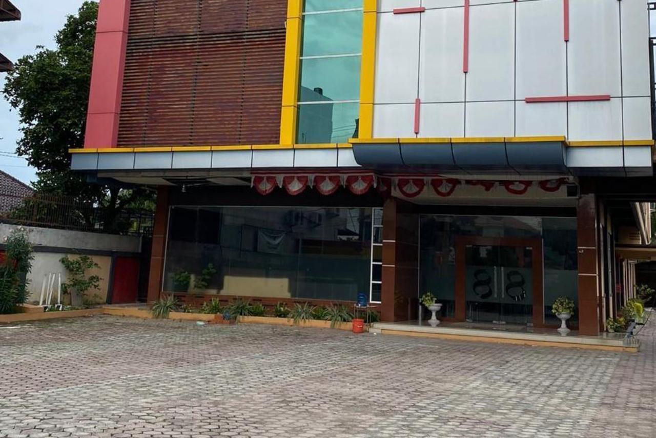 Reddoorz Plus Syariah @ Jalan Syiah Kuala Banda Aceh