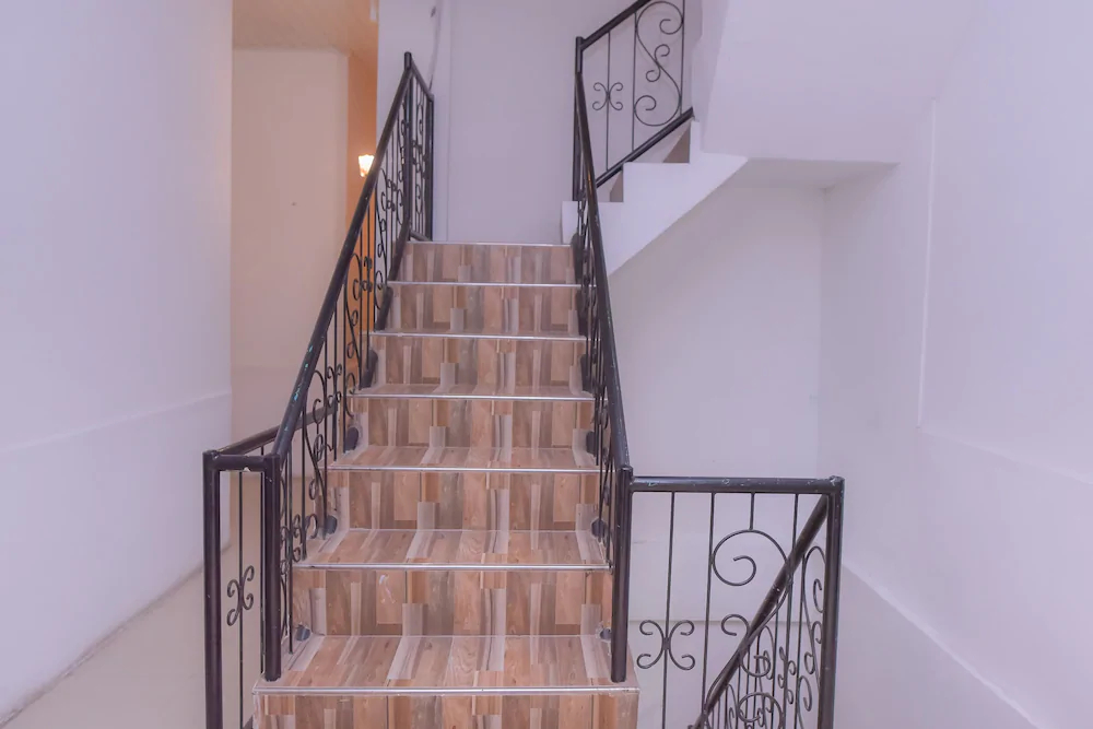 Seunia Hotel by OYO Rooms