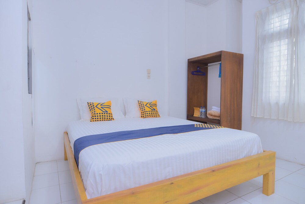 Seunia Hotel by OYO Rooms