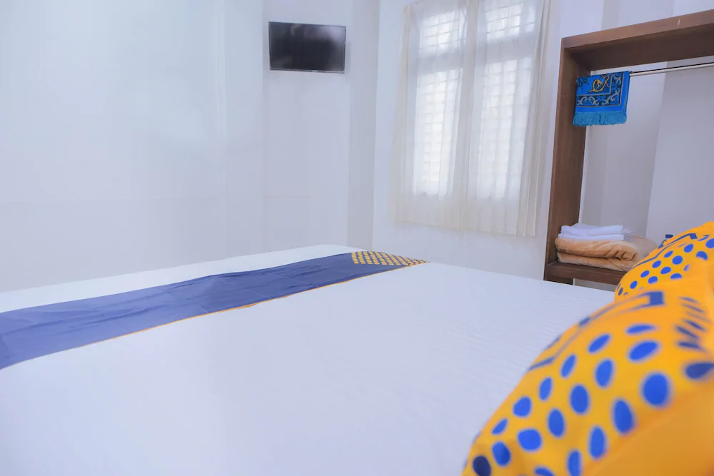 Seunia Hotel by OYO Rooms