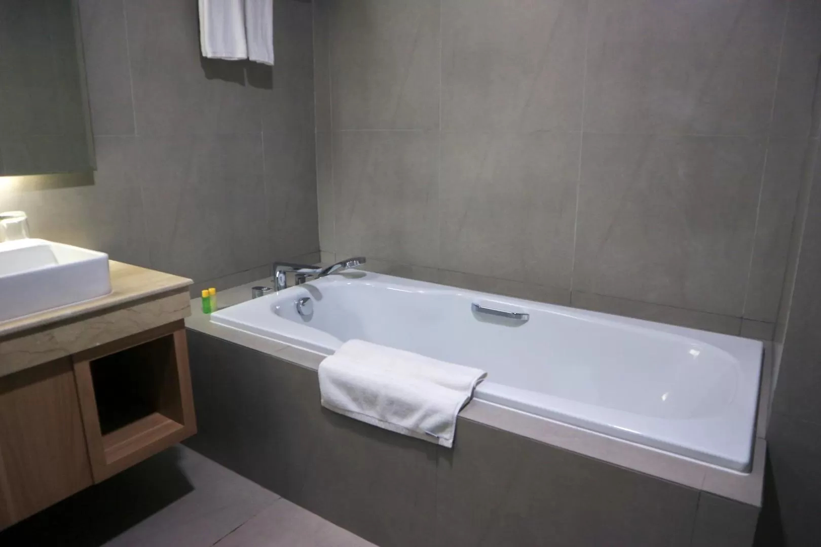 Golden Tulip Springhill Lampung