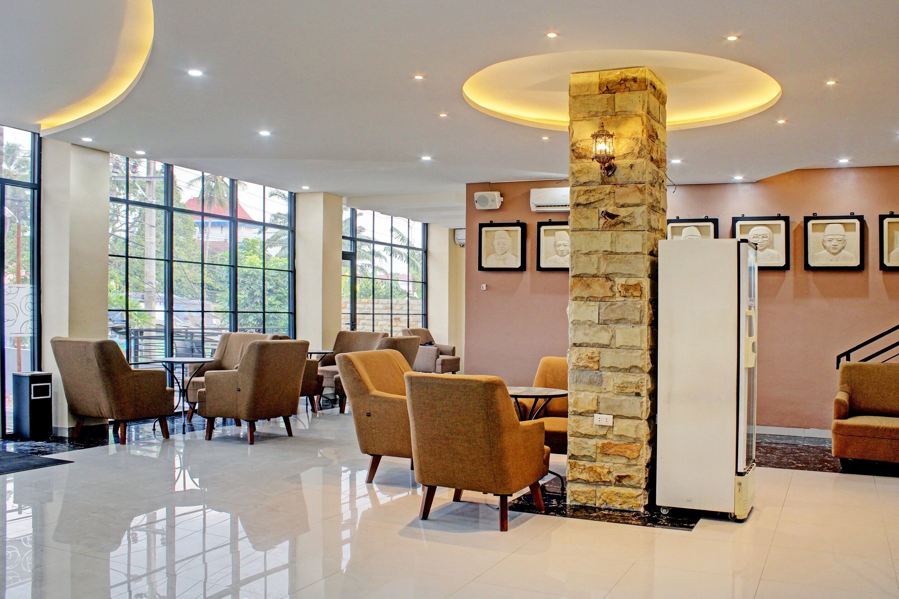 Capital O 92583 Raja Soeta Hostel Syariah