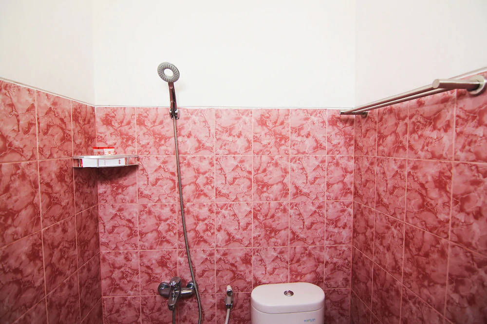 Griya Inayah by OYO Rooms