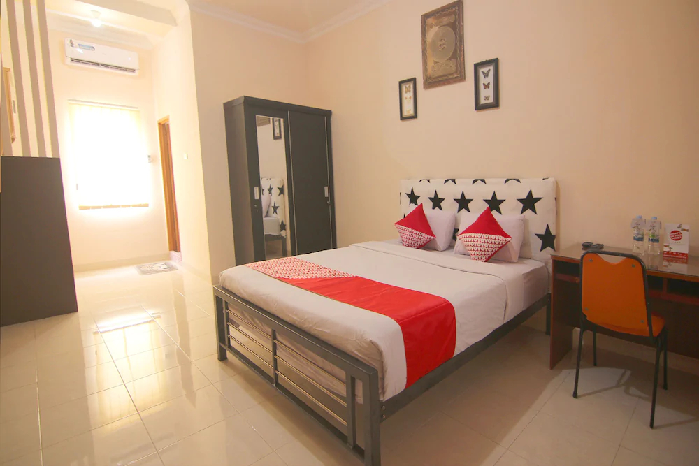 Griya Inayah by OYO Rooms