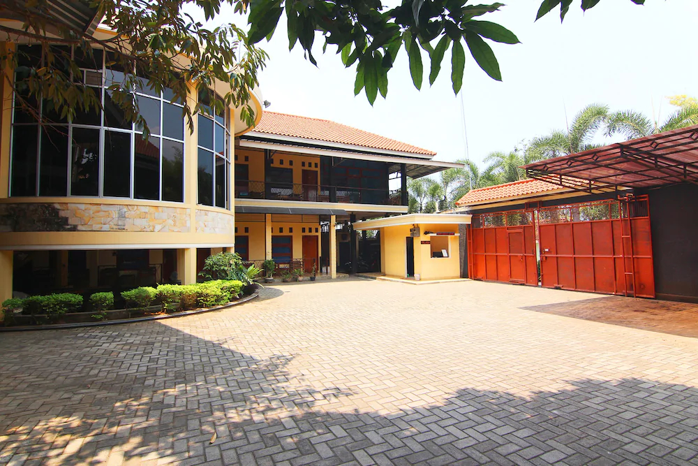 Griya Inayah by OYO Rooms