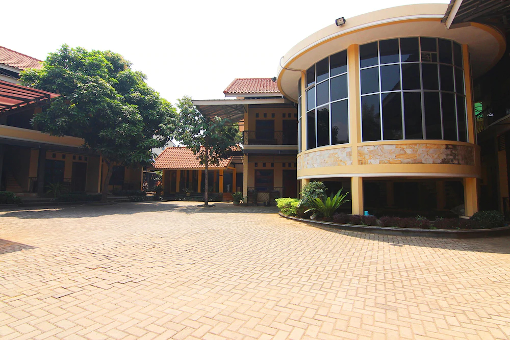 Griya Inayah by OYO Rooms