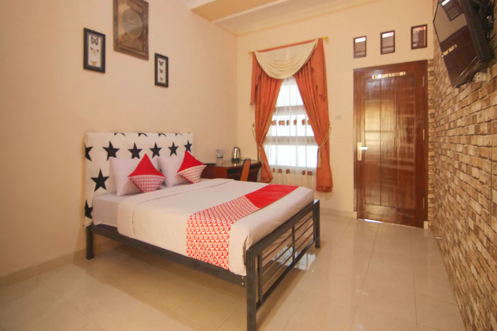 Griya Inayah by OYO Rooms