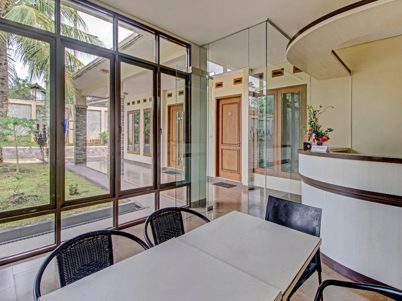 Hotel Bumi Kedaton Waterpark by OYO Rooms