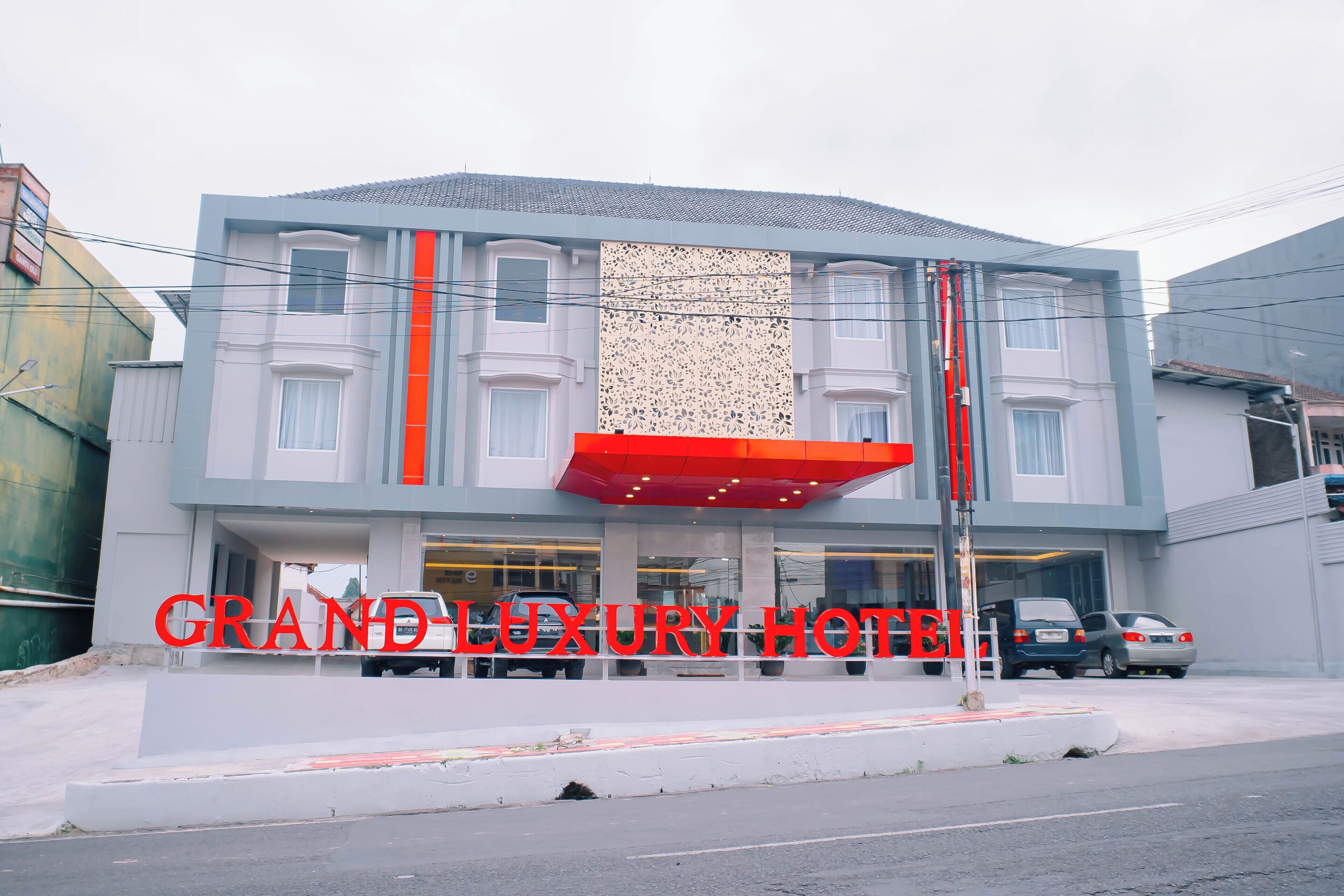 Hotel Grand Luxury Lampung