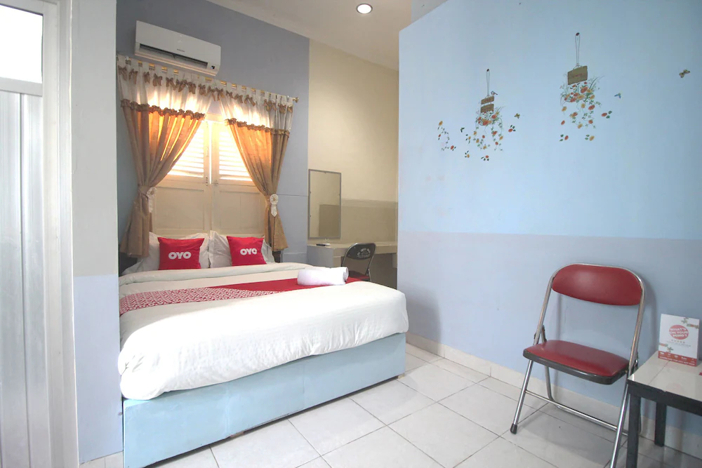 Kartini Residence by OYO Rooms