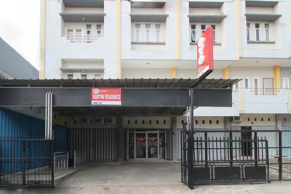 Kartini Residence by OYO Rooms