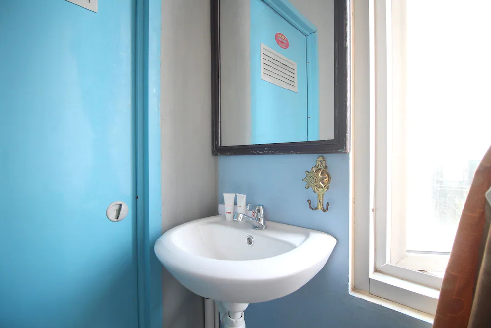 Kartini Residence by OYO Rooms
