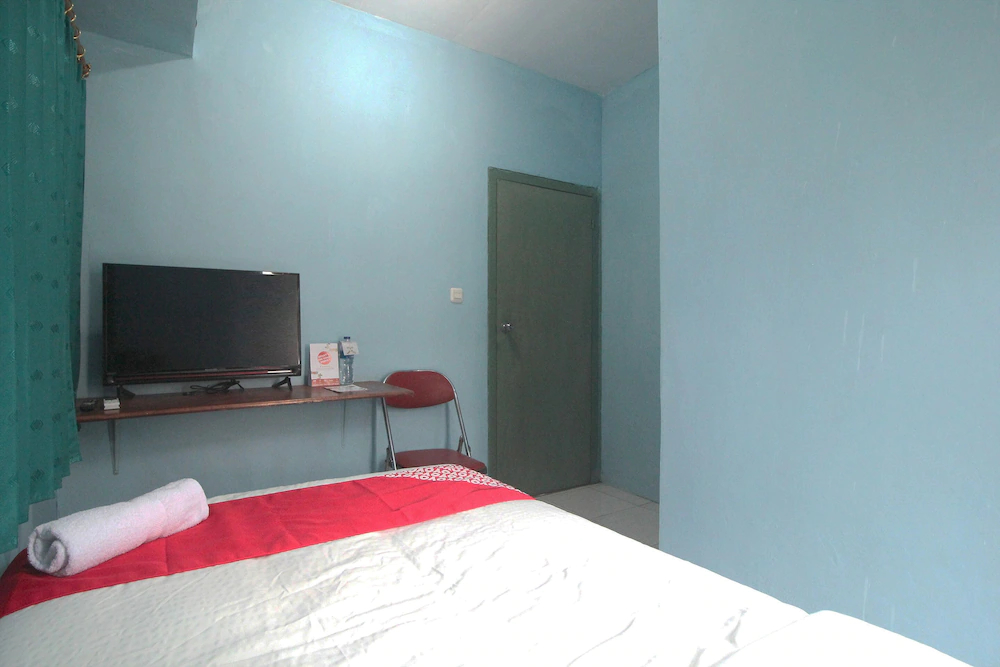 Kartini Residence by OYO Rooms