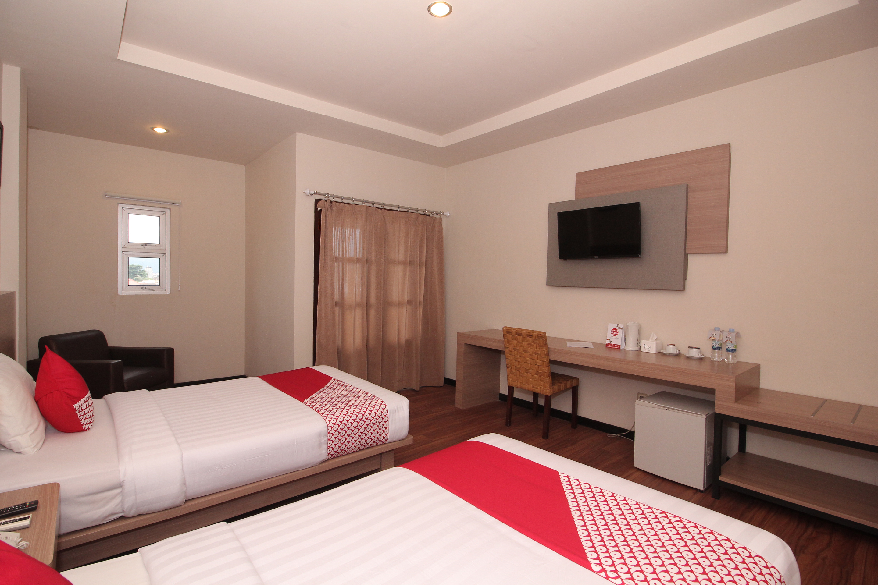 Kuraya Residence By OYO Rooms