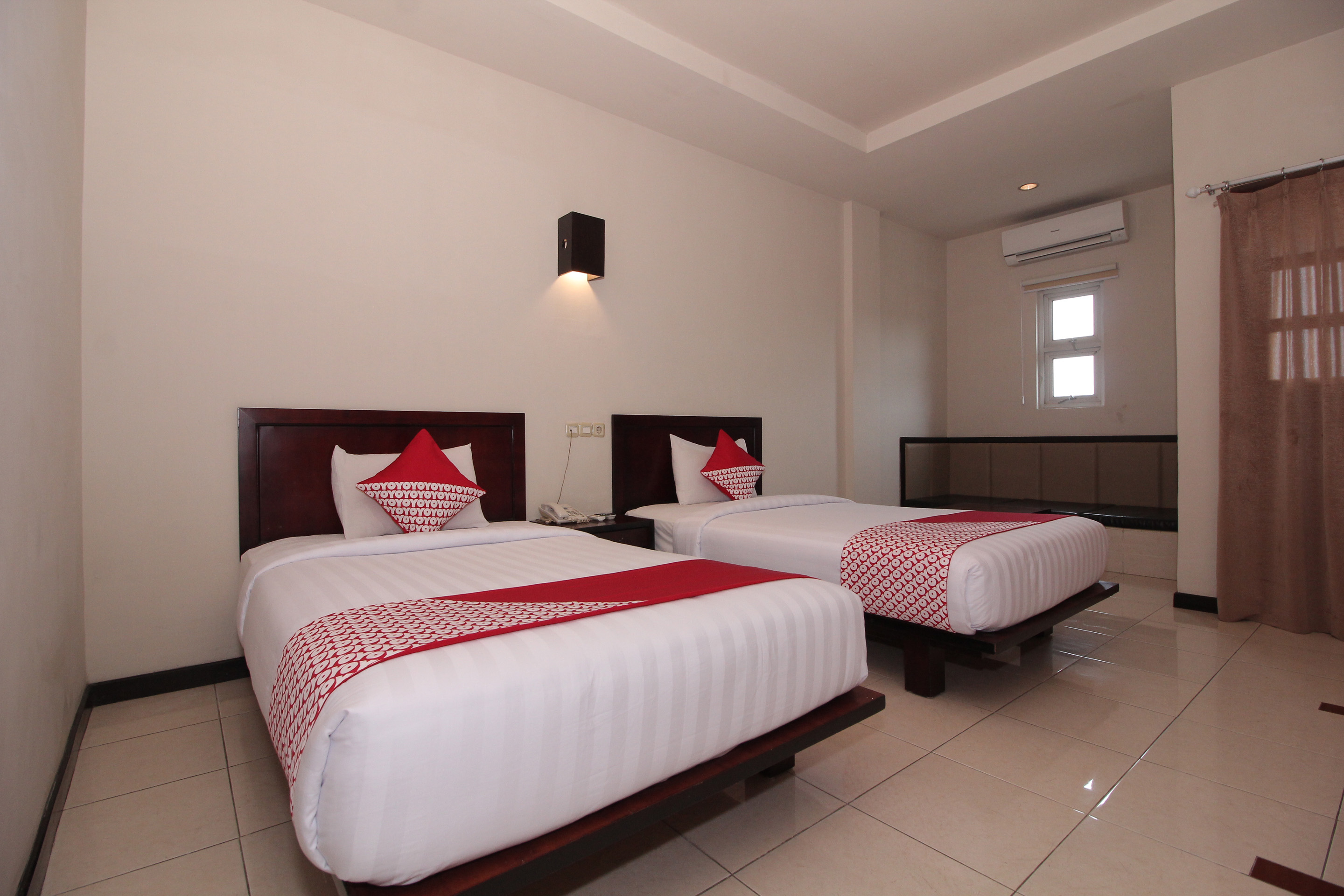 Kuraya Residence By OYO Rooms