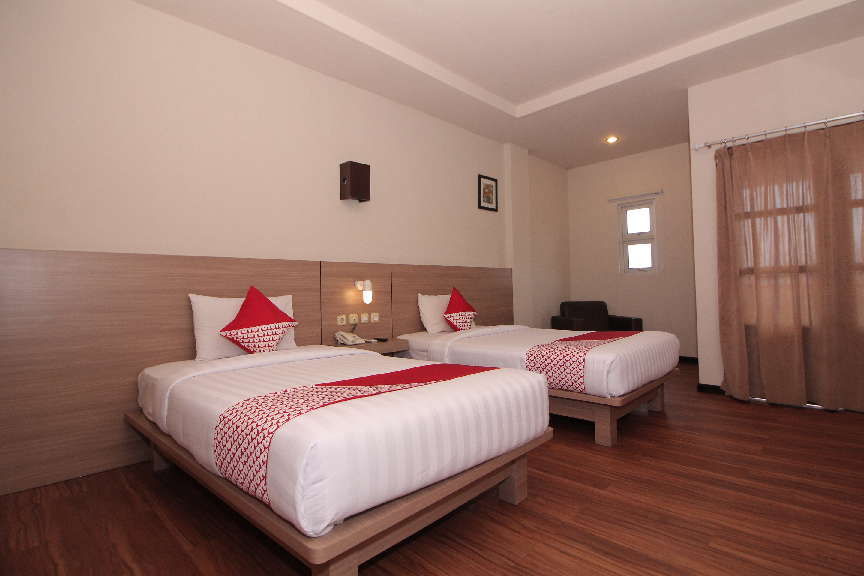 Kuraya Residence By OYO Rooms