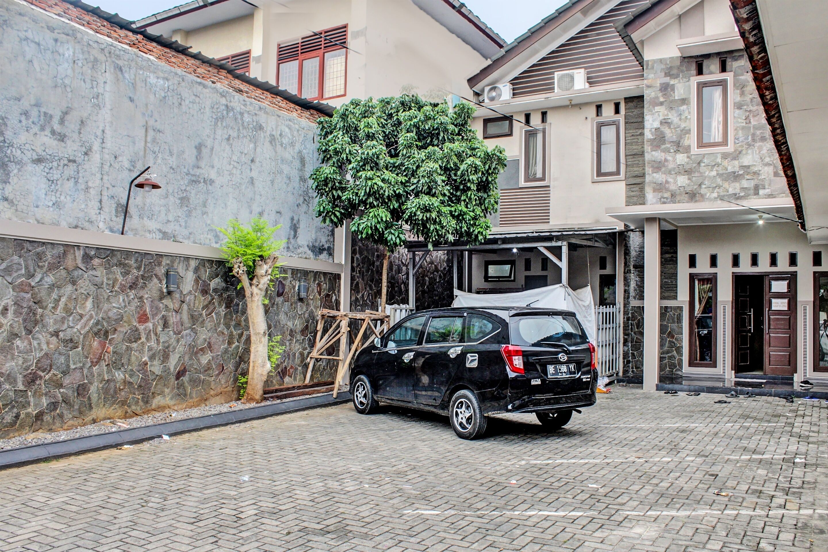Maulana Guest House Simpur By OYO