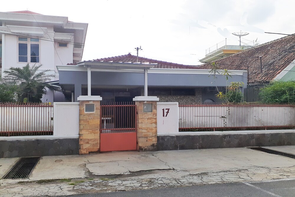 Mawar Homestay