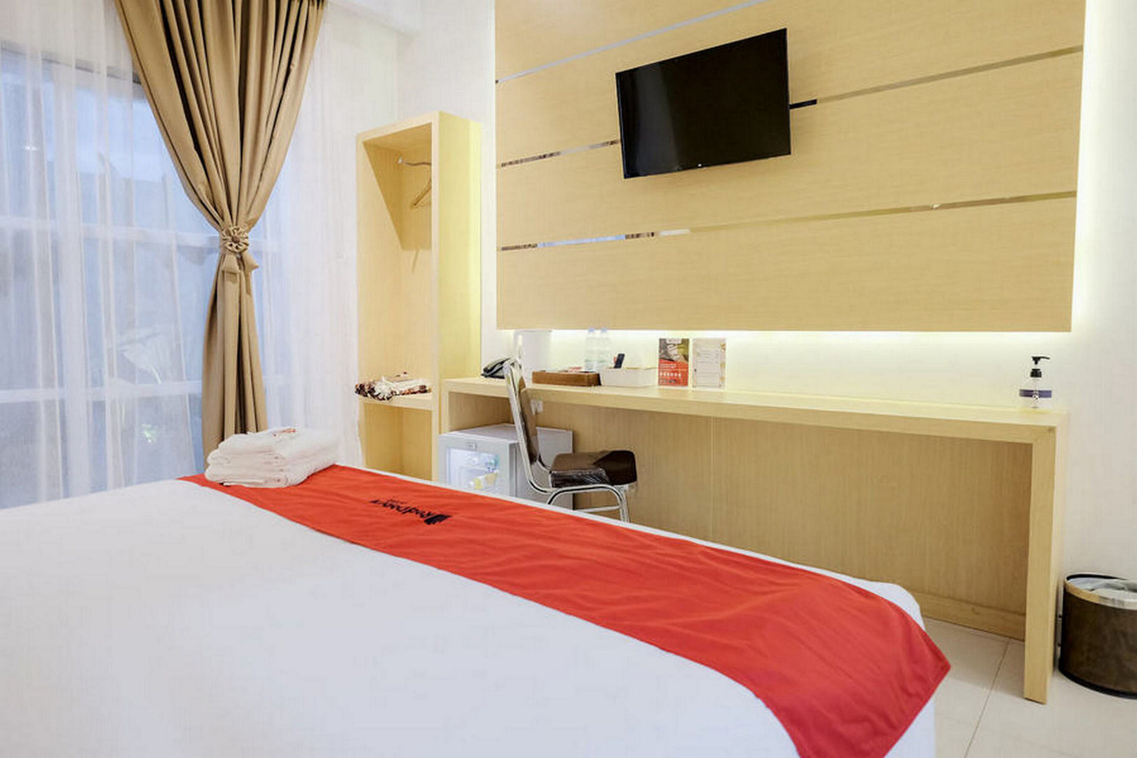 Mozy's Guesthouse by RedDoorz