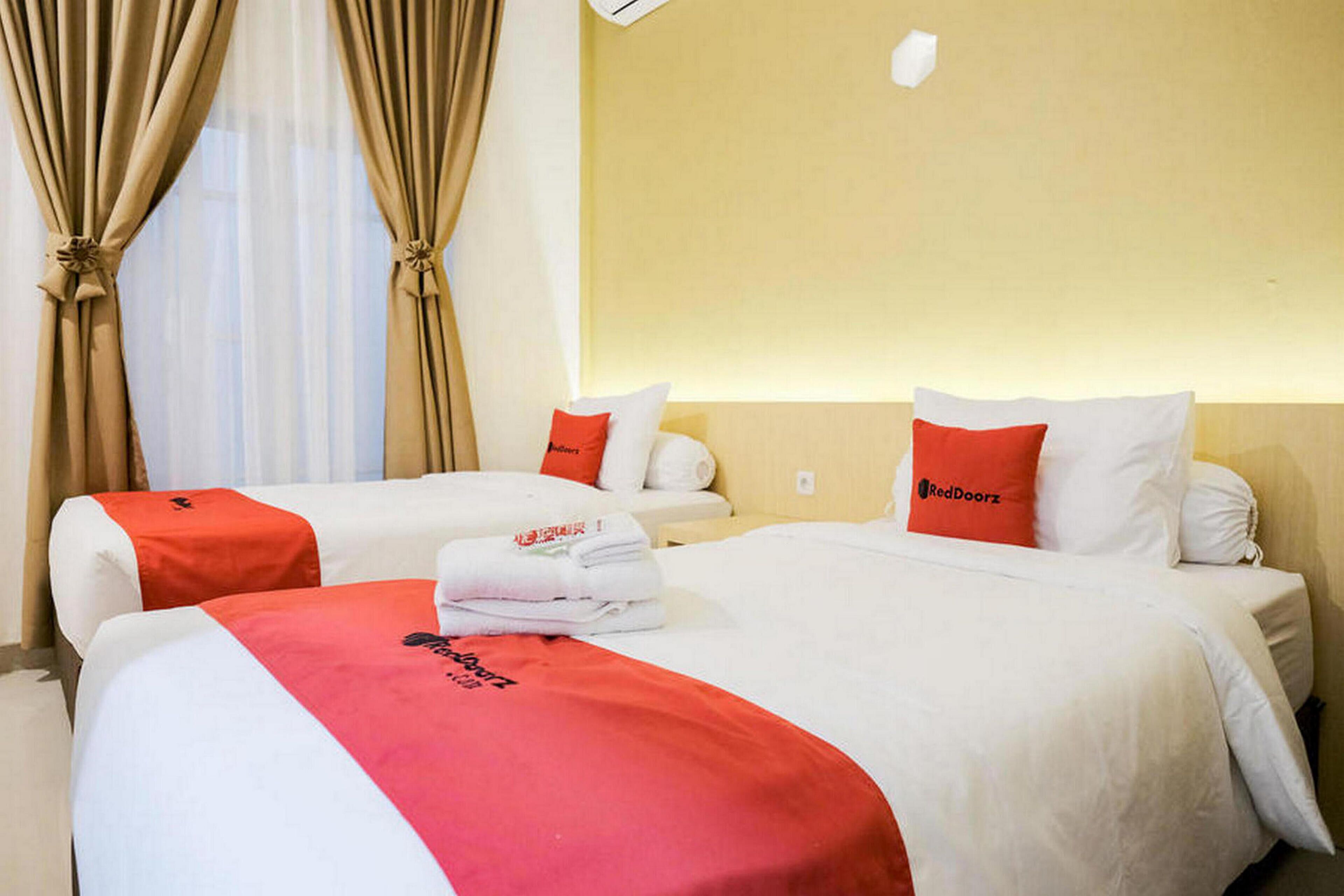 Mozy's Guesthouse by RedDoorz