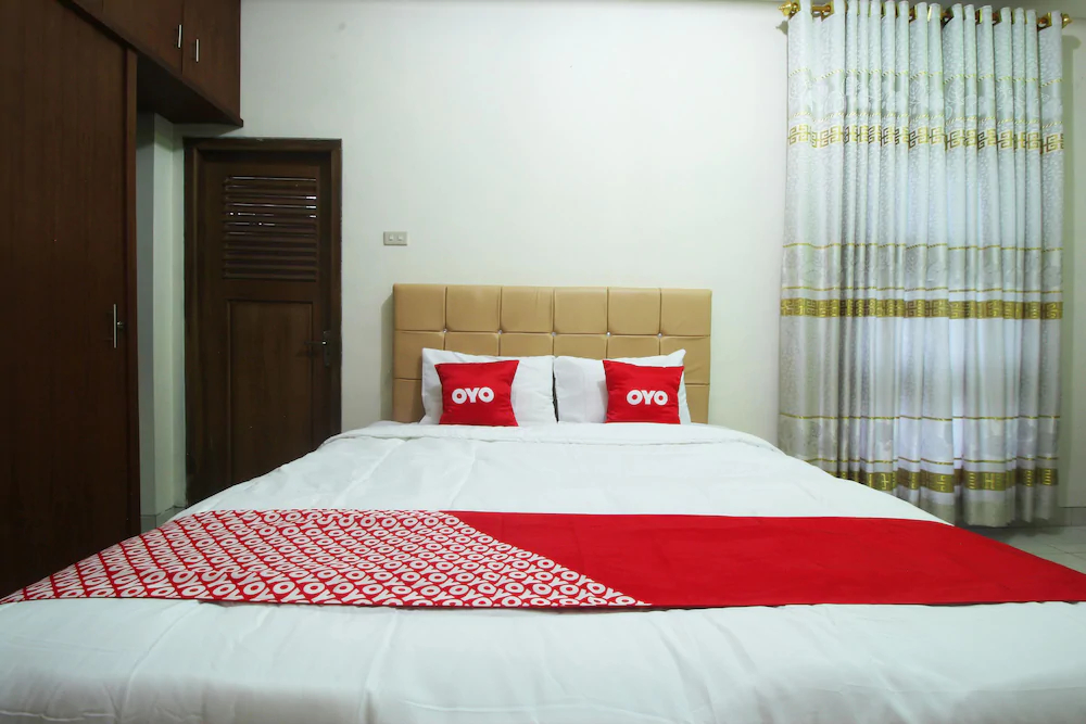 Pemondokan Alvaro 2 by OYO Rooms