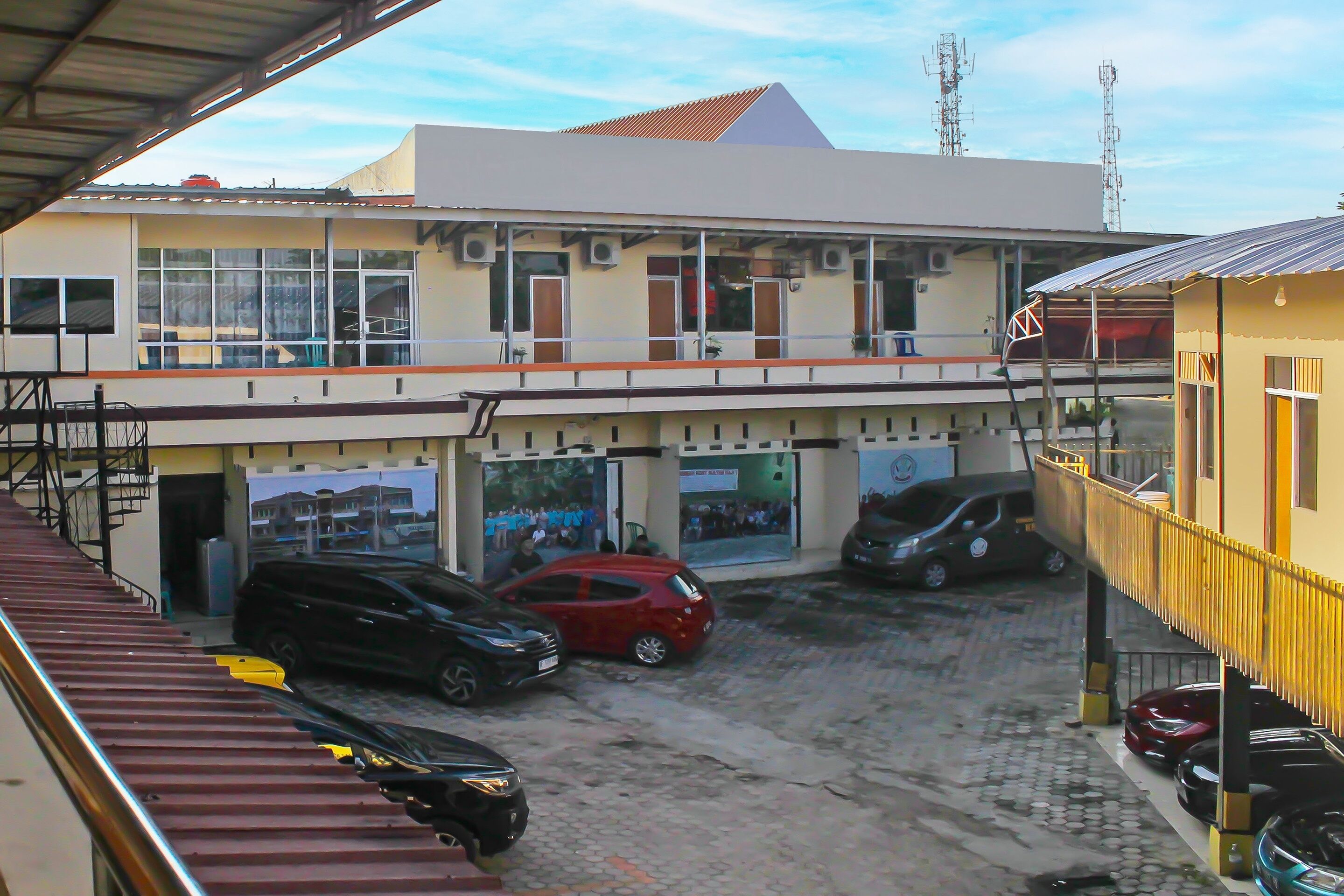 Penginapan Sultan Haji 1 by OYO