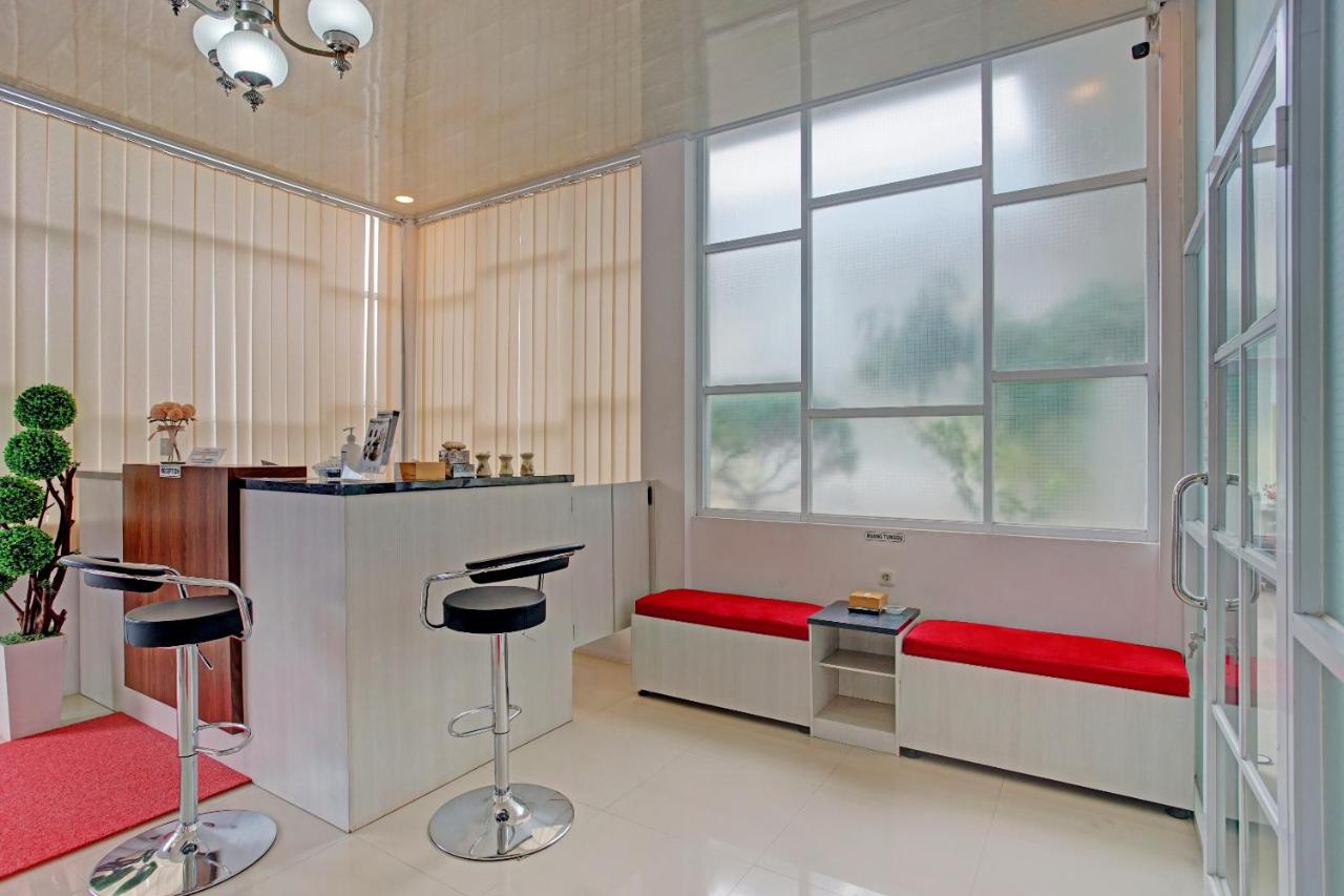 Pringombo Homestay 2 Syariah by OYO Rooms