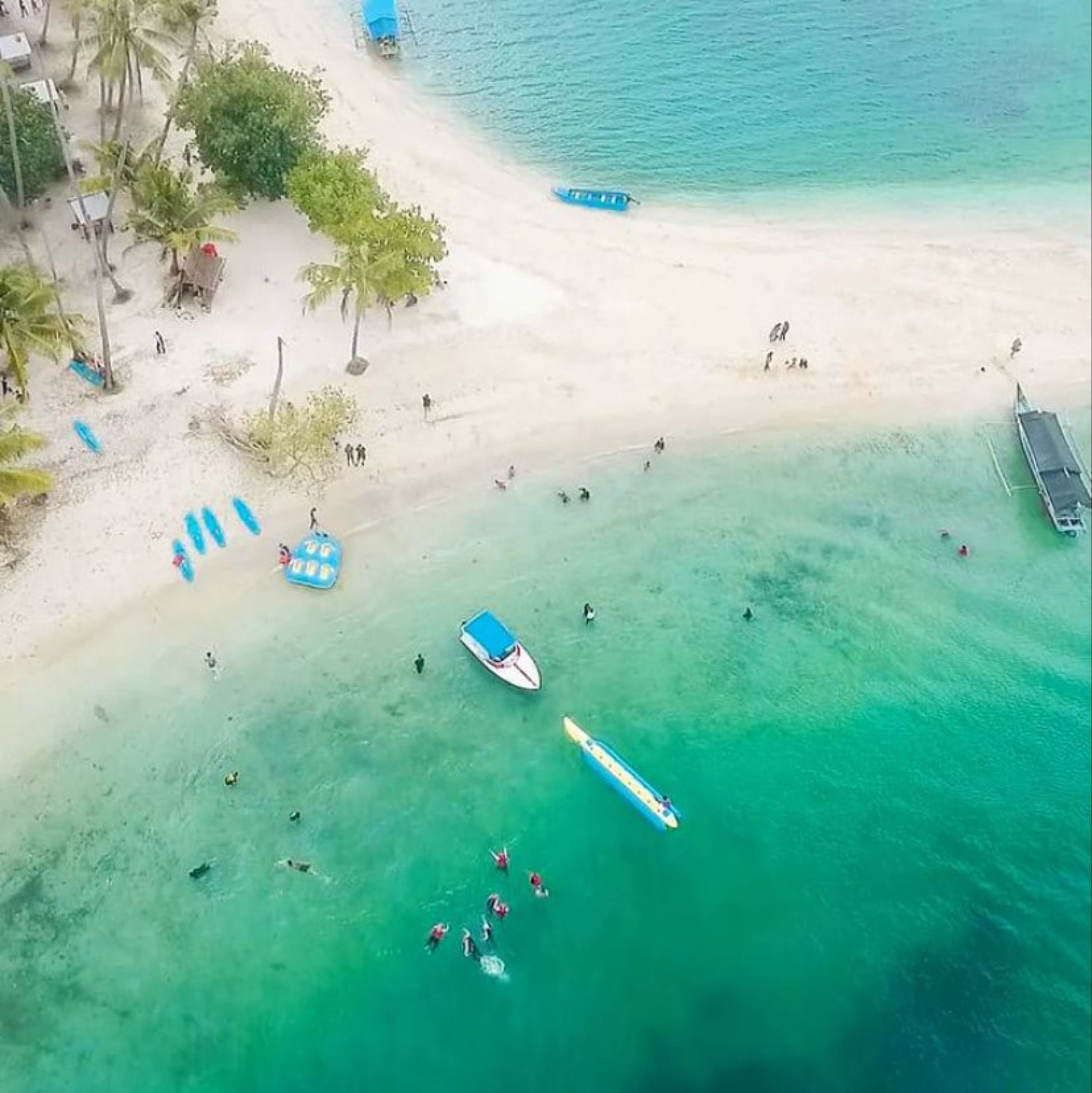 Pulau Mahitam Resort & Cottage By Hotelku