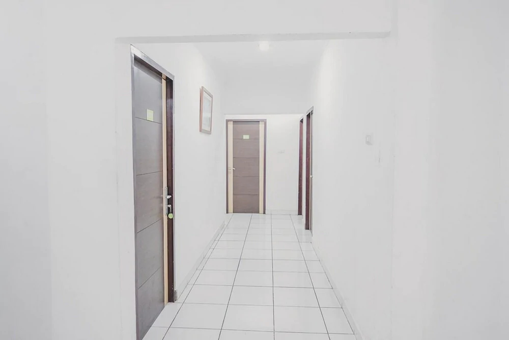 RedDoorz @ Jalan Hayam Wuruk Lampung