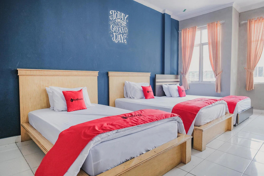 RedDoorz @ Jalan Hayam Wuruk Lampung