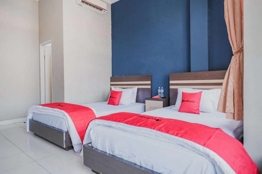 RedDoorz @ Jalan Hayam Wuruk Lampung
