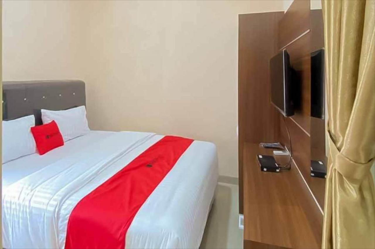 Reddoorz Plus @ Jalan P Emir Moh Noer Lampung