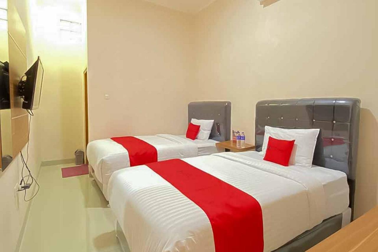 Reddoorz Plus @ Jalan P Emir Moh Noer Lampung