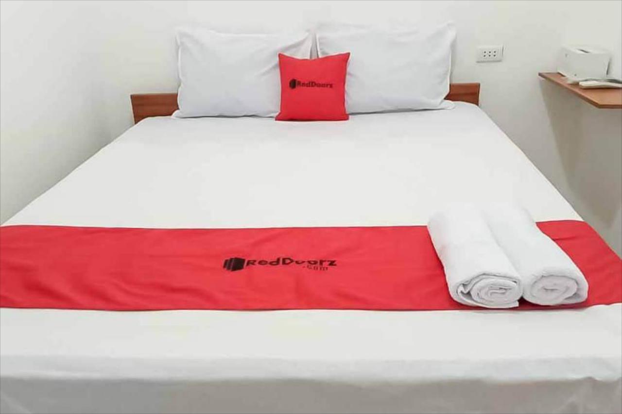 Reddoorz Plus Near Universitas Saburai Lampung