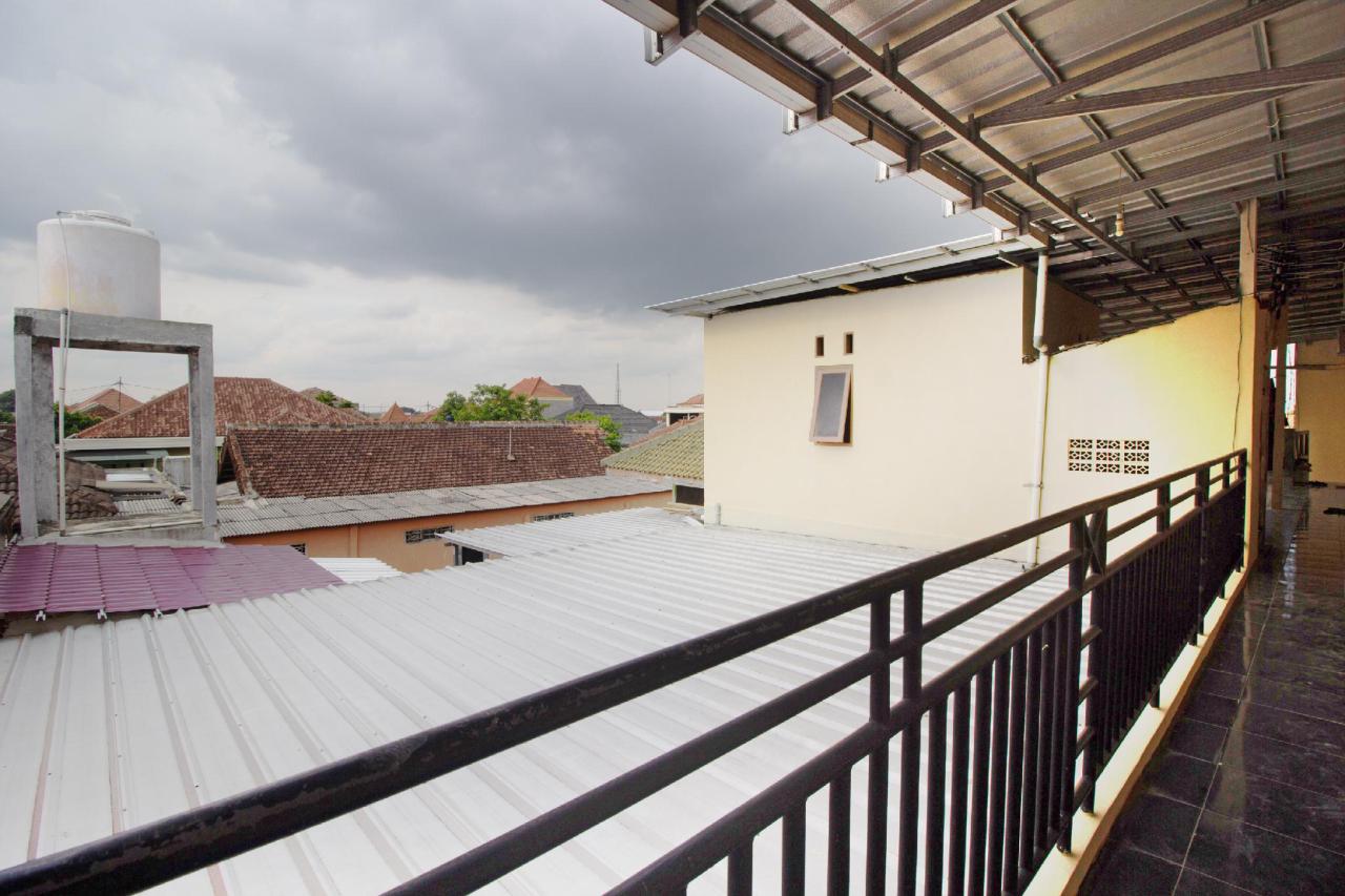 SPOT ON 3005 Kost Rumaisha Syariah