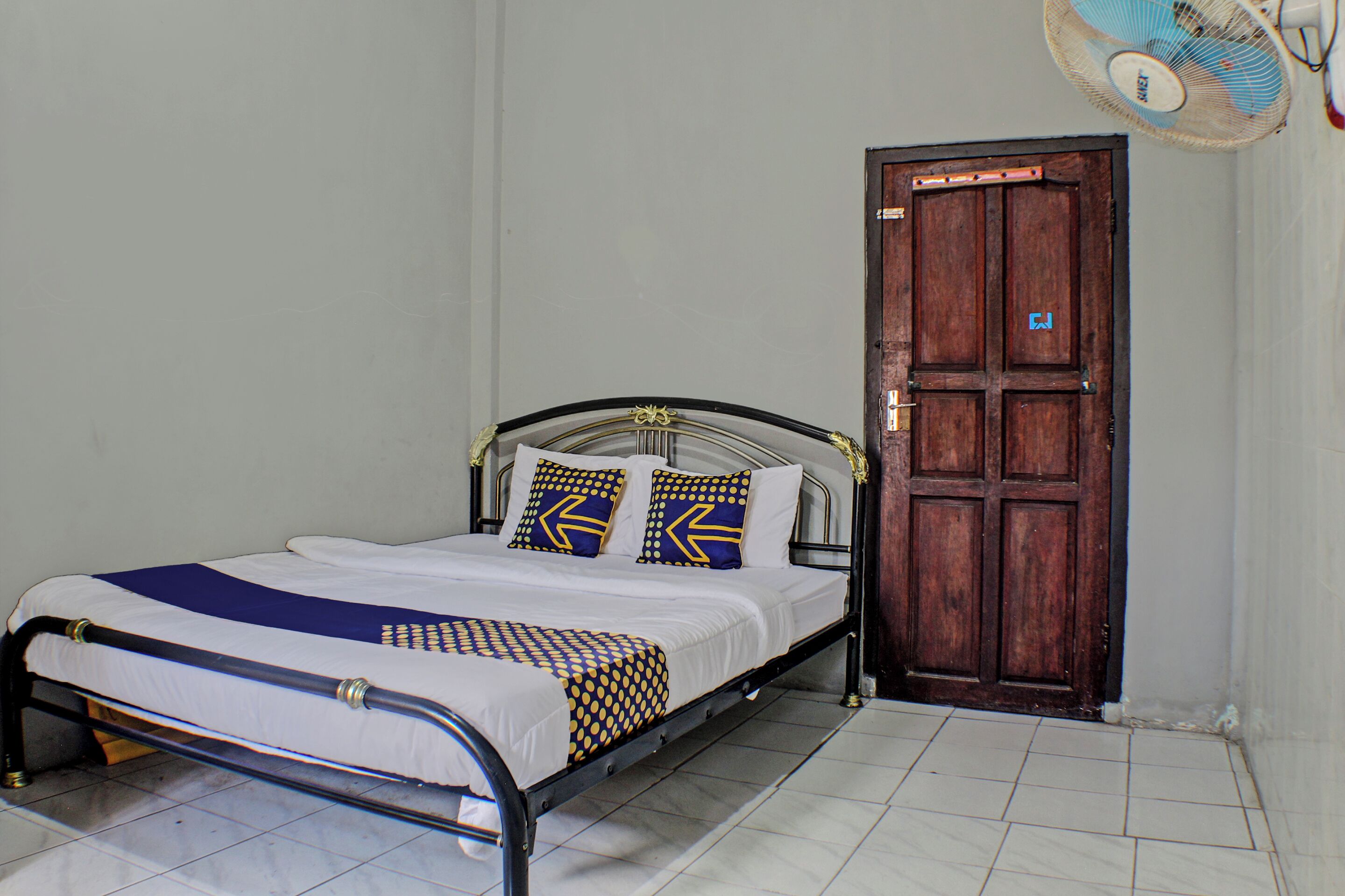 SPOT ON 92682 Badar Guest House Syariah