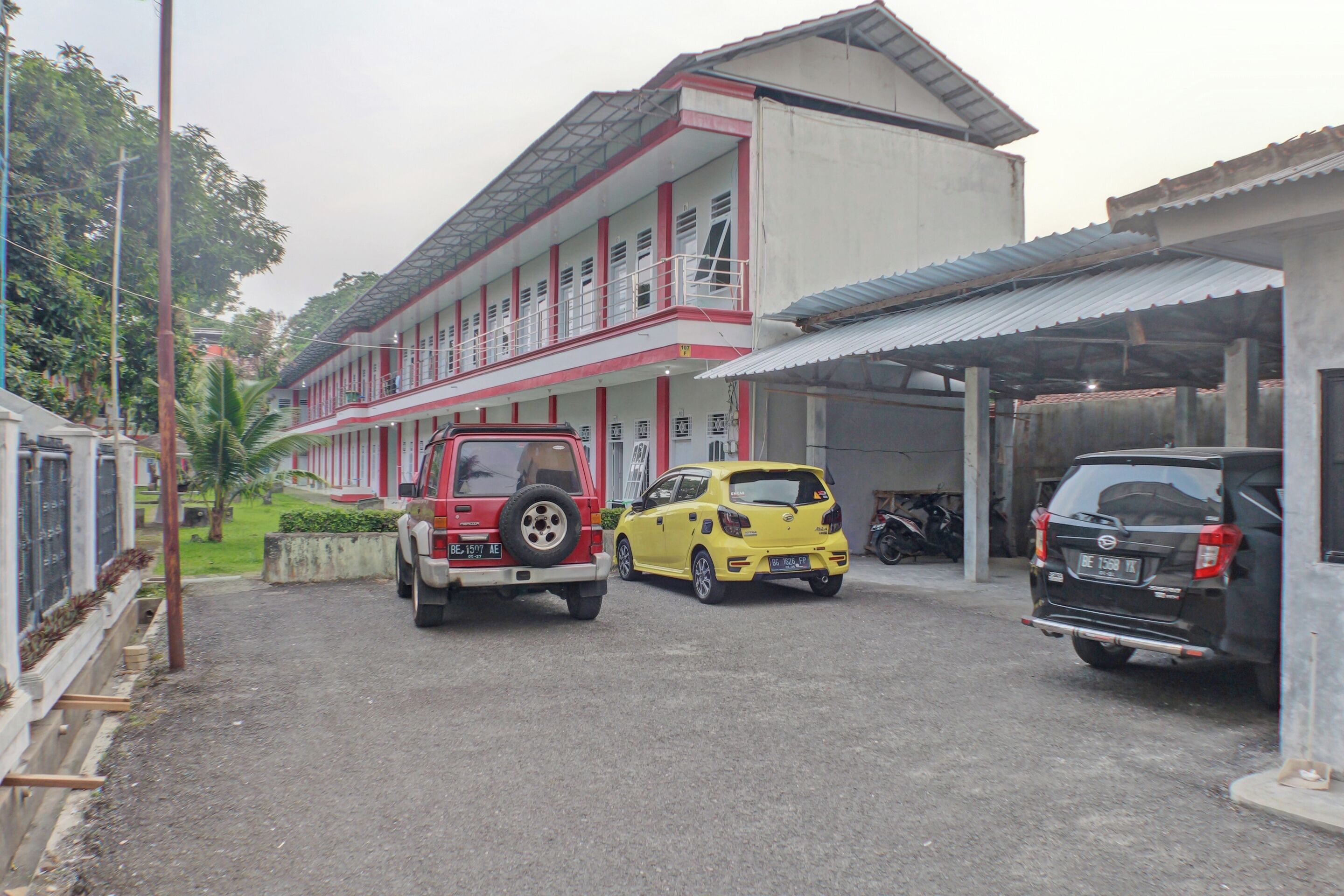 Spot On 92834 Wisma Dira Tiara Syariah