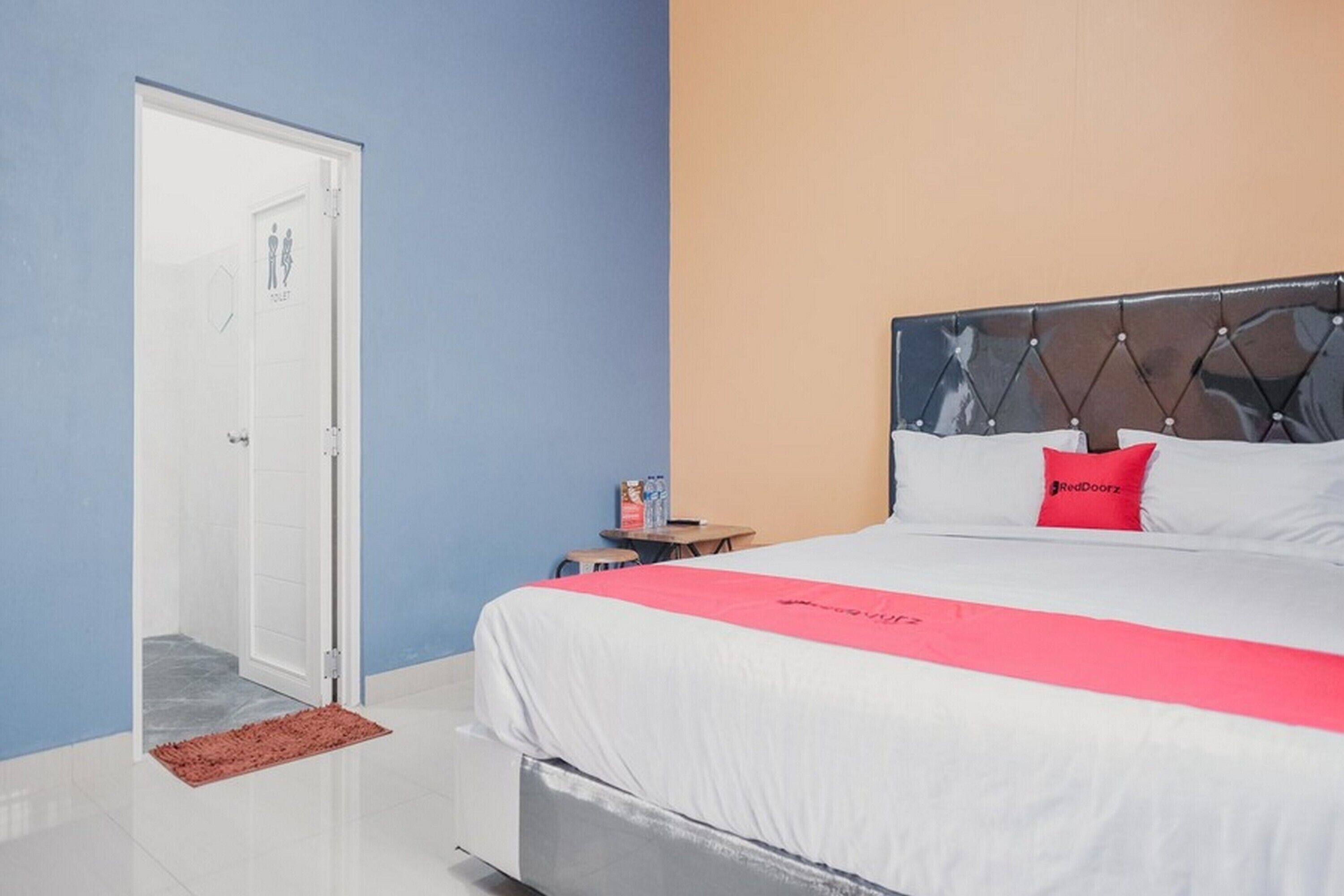 Talenta Hostal by RedDoorz