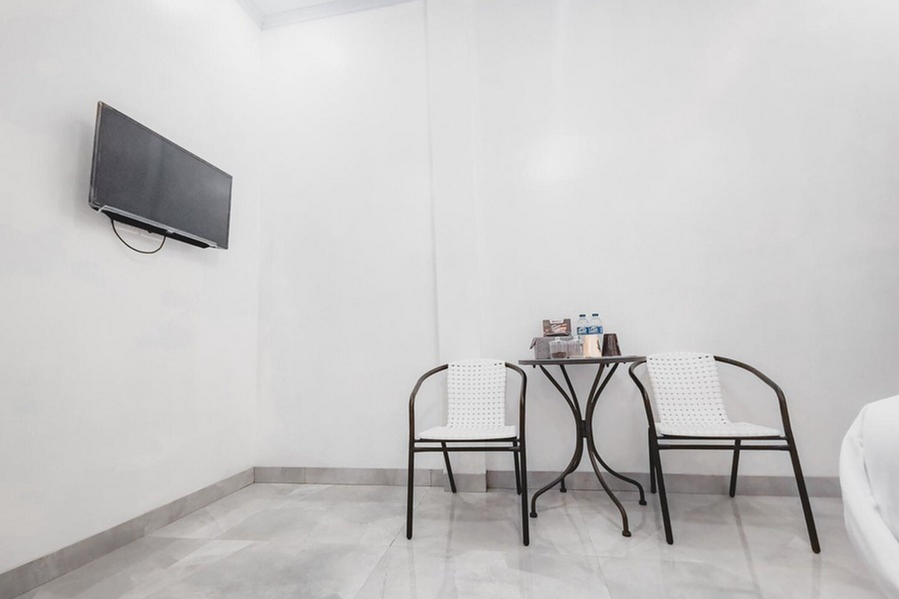 Talenta Hostal by RedDoorz