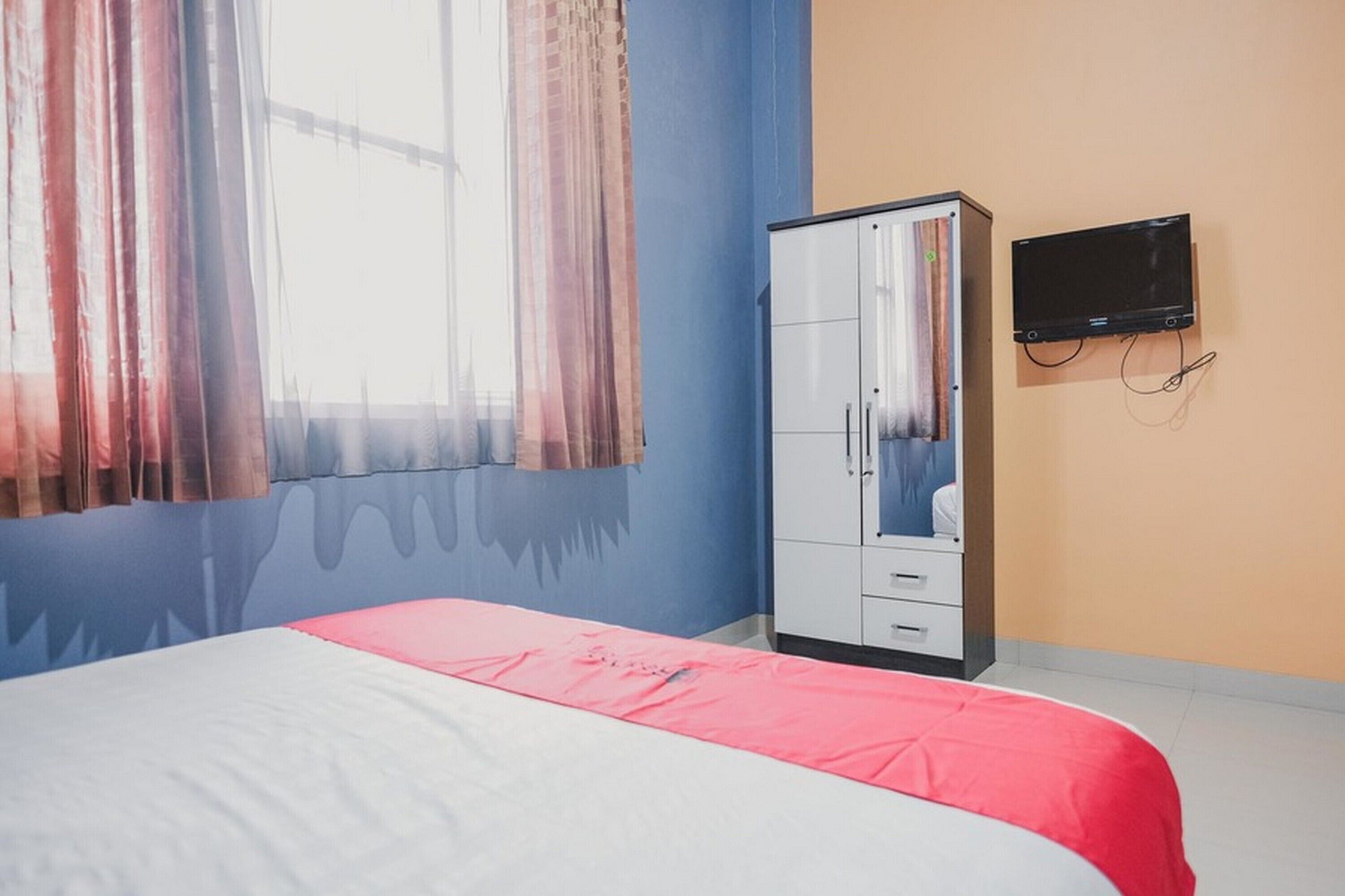 Talenta Hostal by RedDoorz