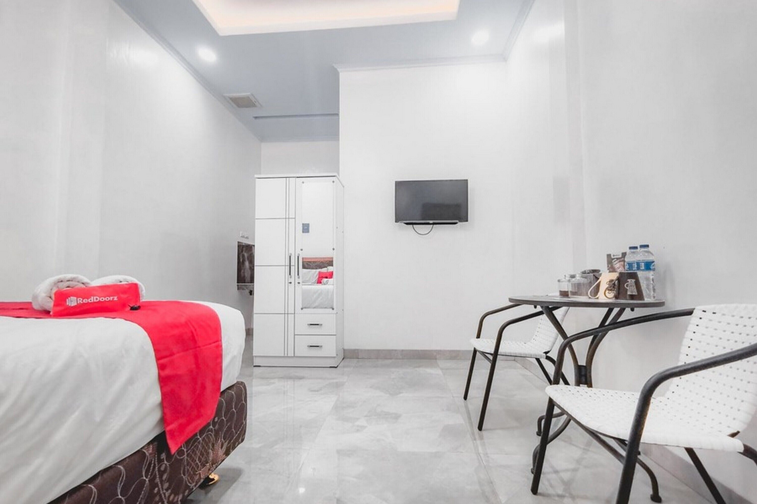 Talenta Hostal by RedDoorz