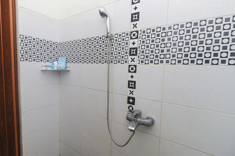 Wisma Aini by Airy Rooms