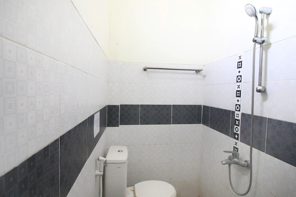 Wisma Aini by Airy Rooms