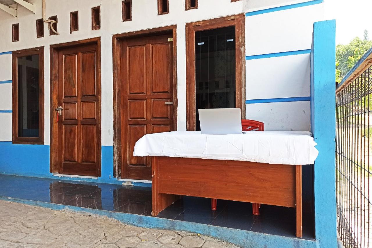 Wisma Amalia Syariah by OYO Rooms