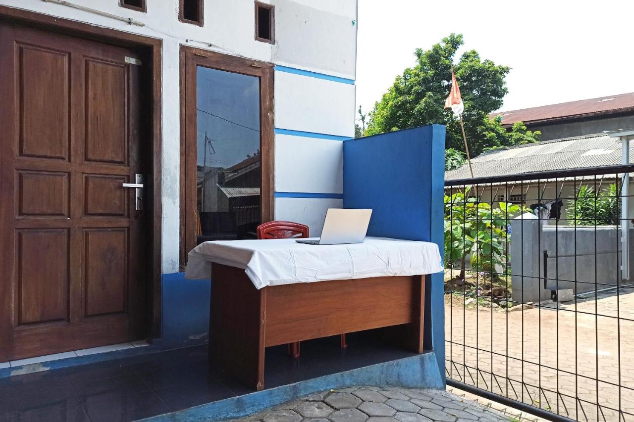 Wisma Amalia Syariah by OYO Rooms