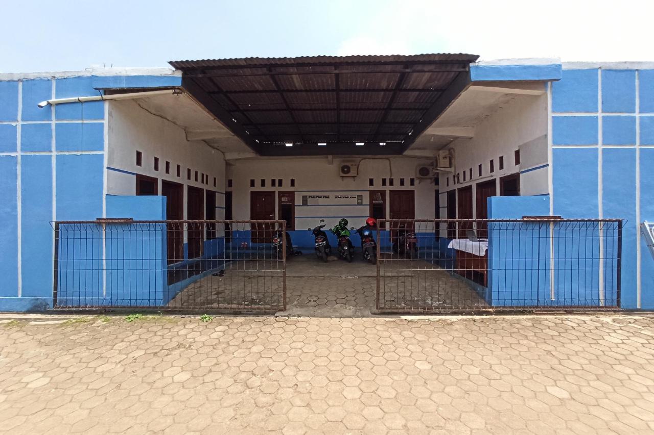 Wisma Amalia Syariah by OYO Rooms