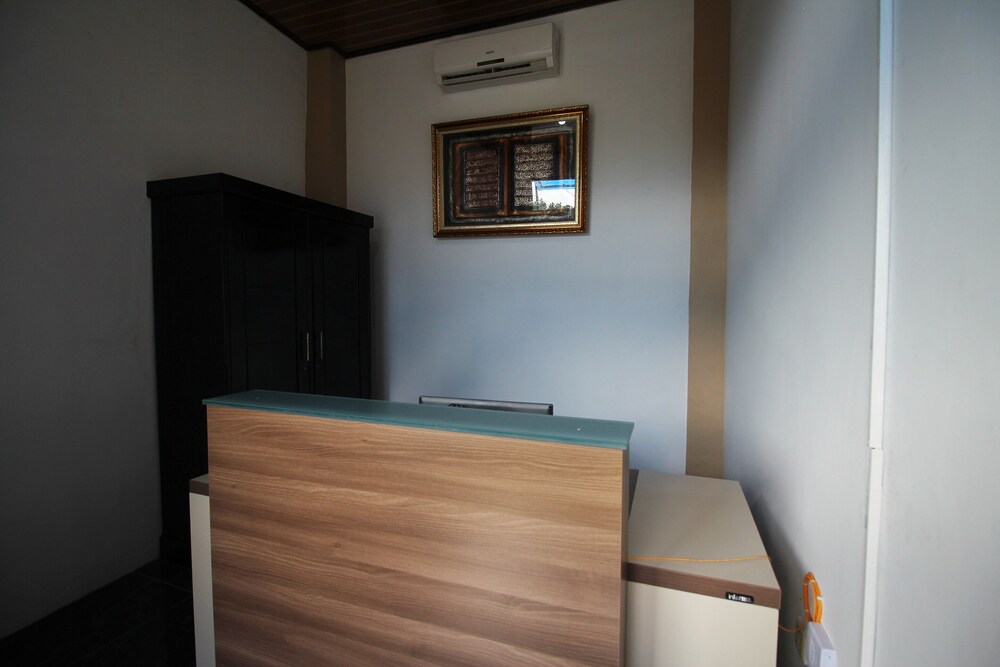 Wisma Fahza by OYO Rooms
