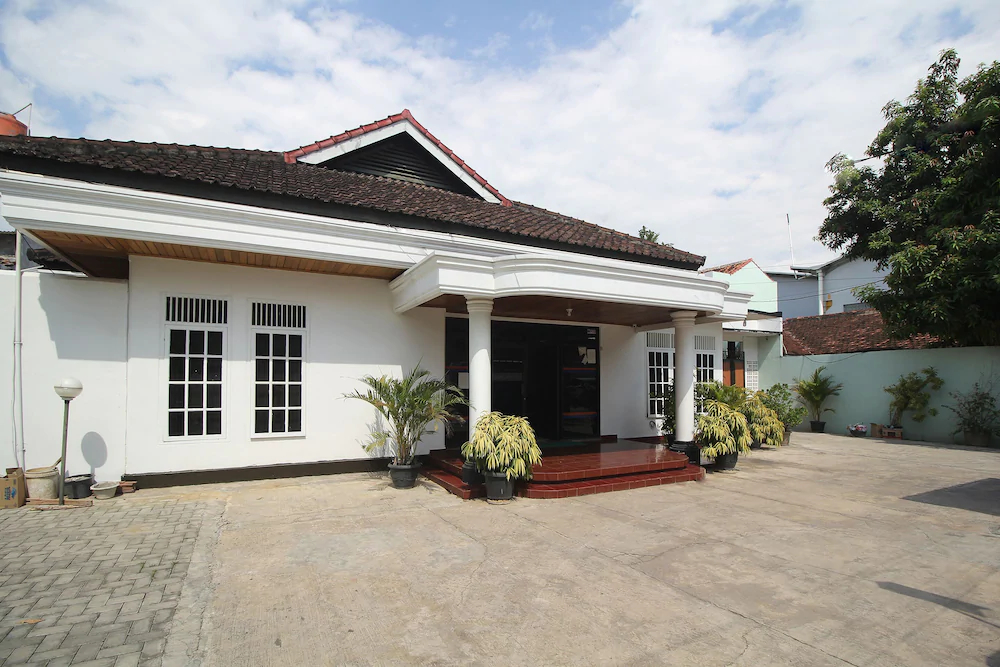 Wisma Zahra by OYO Rooms