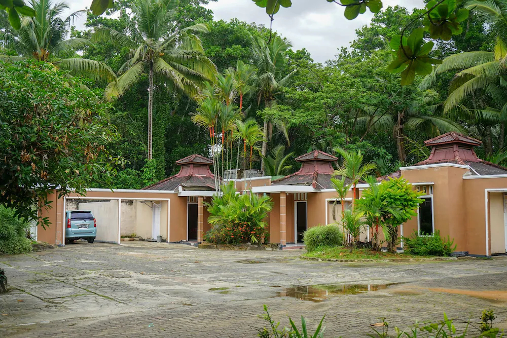 Hotel Jatimas by OYO Rooms